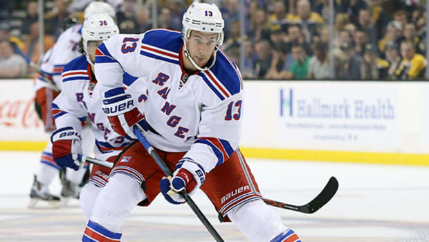 kevin-hayes-rangers-season-preview-nhl-960.jpg